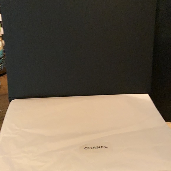 Chanel FlapBag - Picture 5 of 7